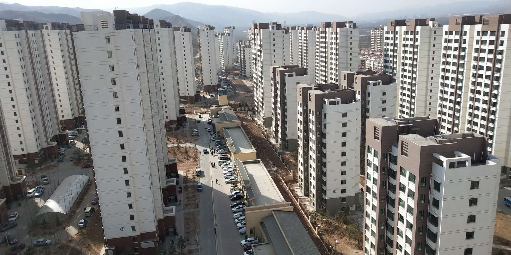 青海省海东工业园区（42台）